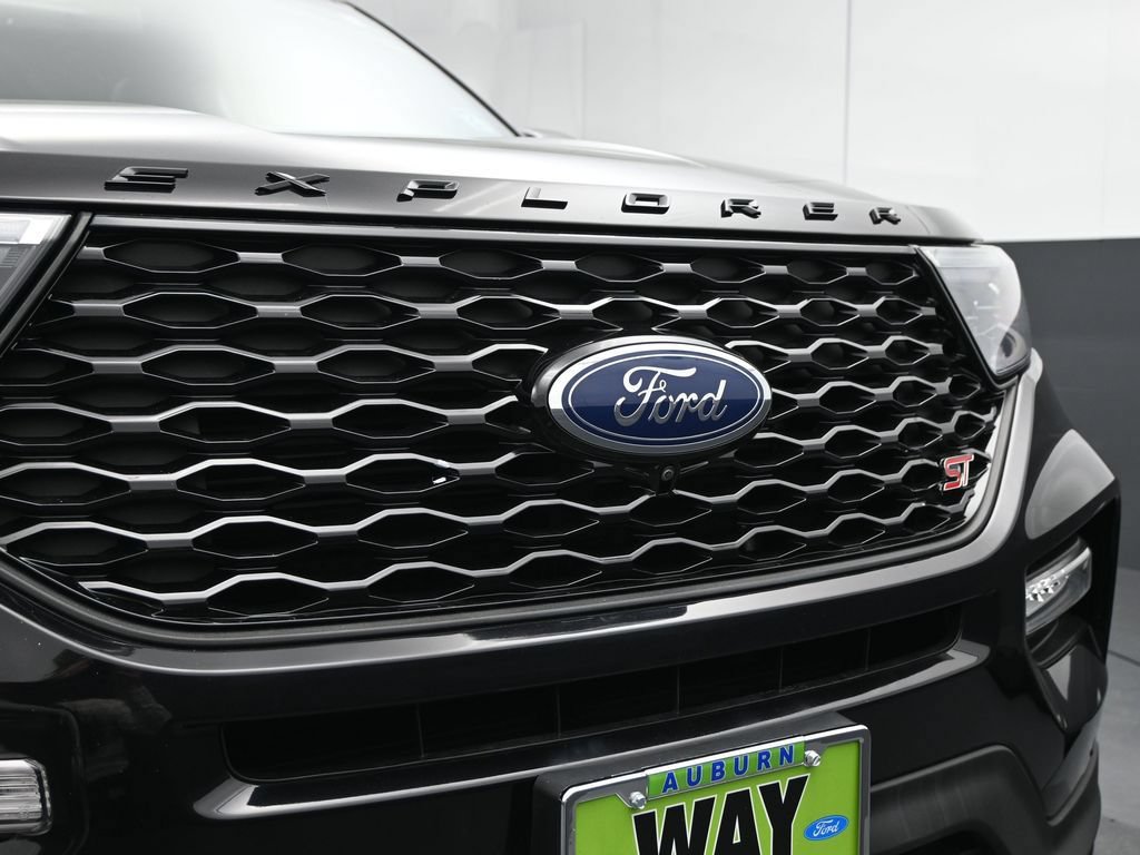 Used 2022 Ford Explorer ST w/ Equipment Group 401A AWD/4WD image 5
