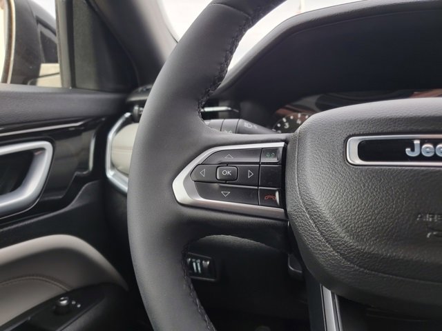 Certified 2023 Jeep Compass Limited image 12