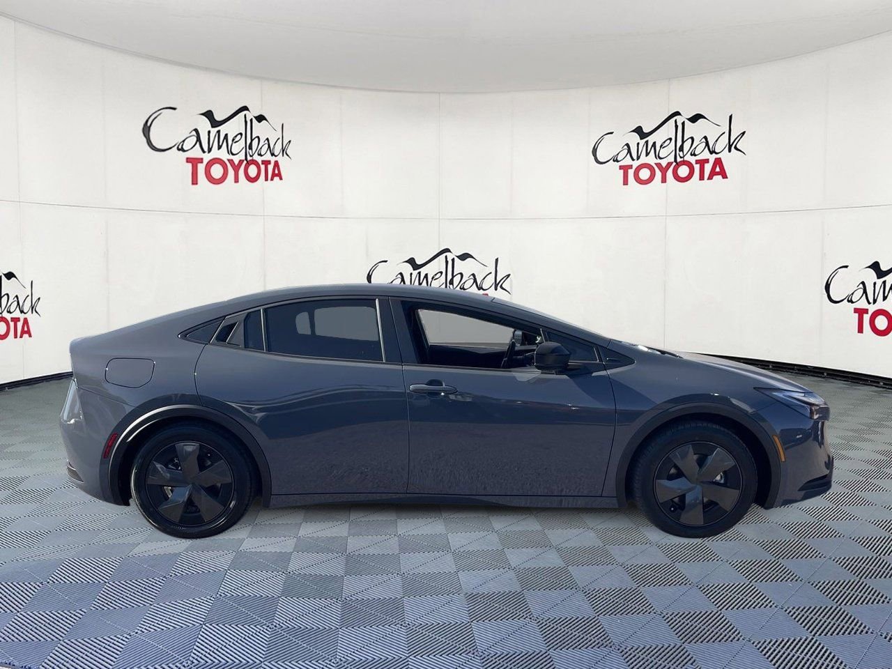 New 2026 Toyota Prius Plug-In Hybrid image 9