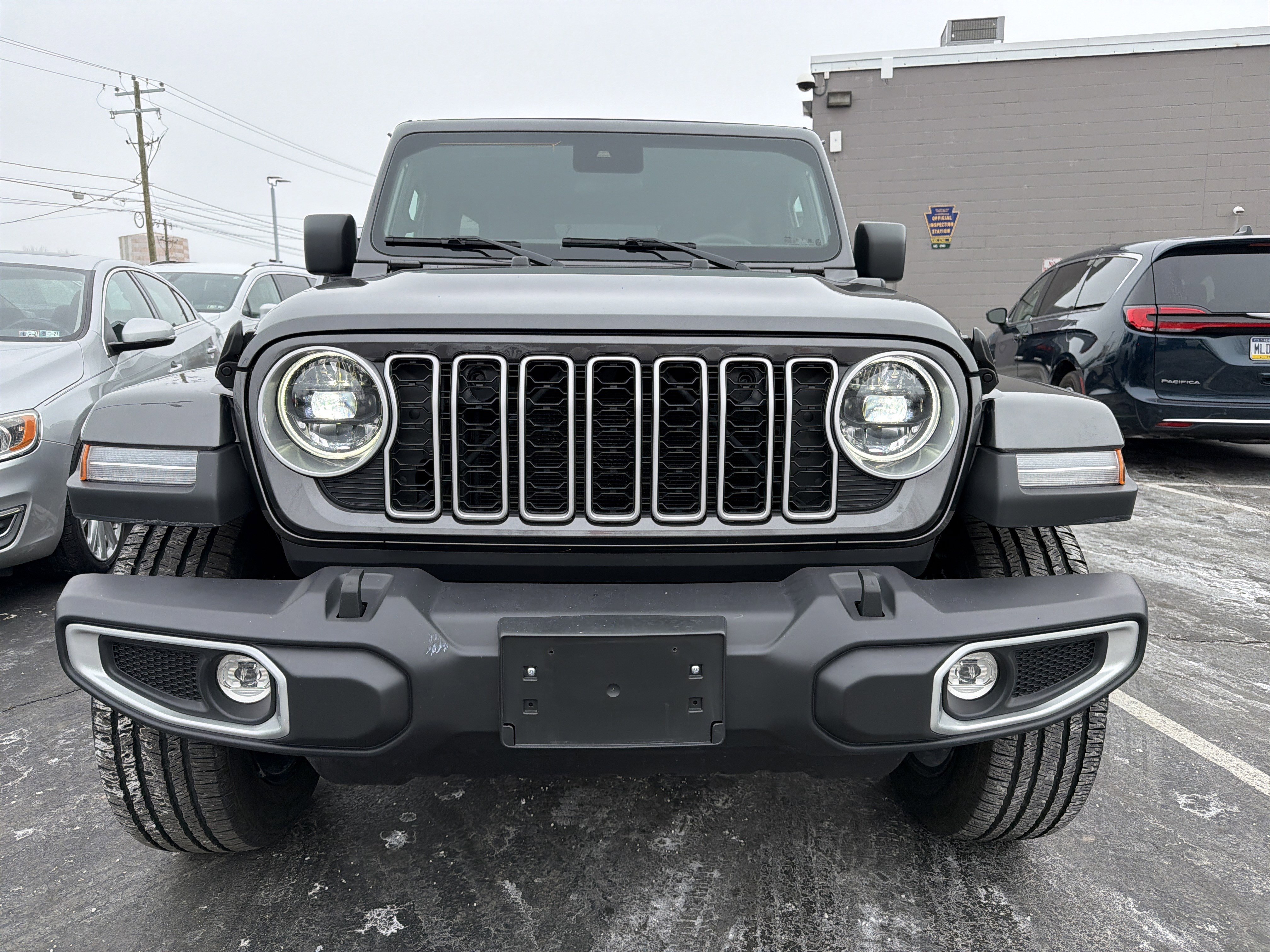 Certified 2025 Jeep Wrangler Sahara w/ Safety Group image 2