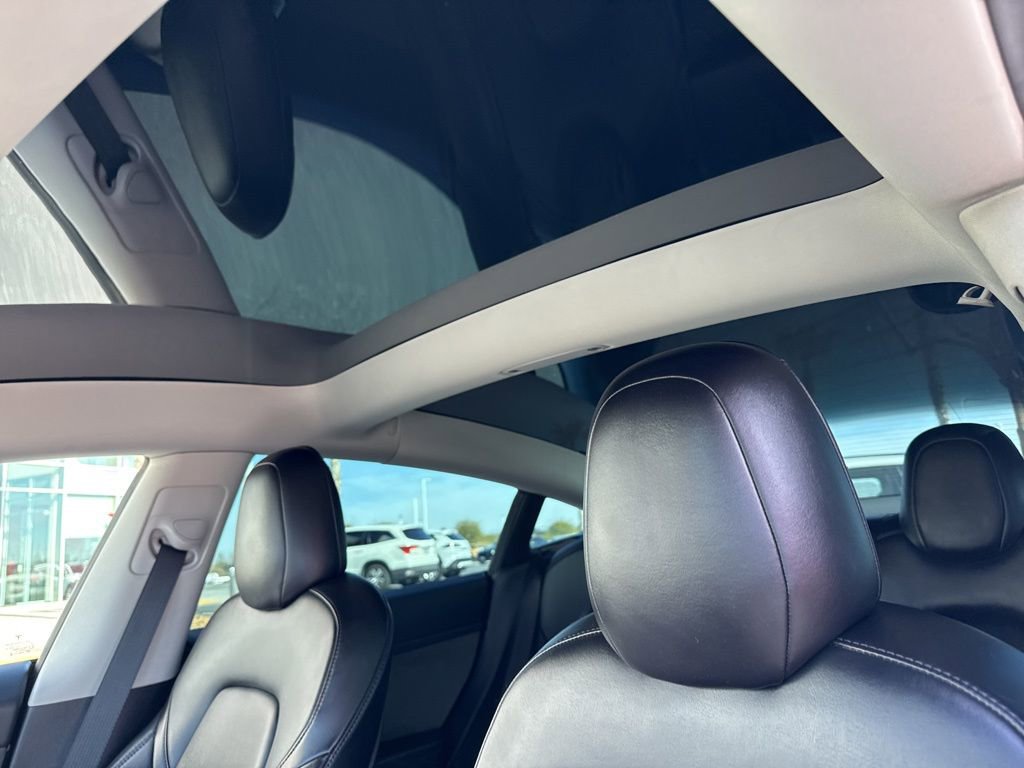 Used 2022 Tesla Model 3 Long Range image 14