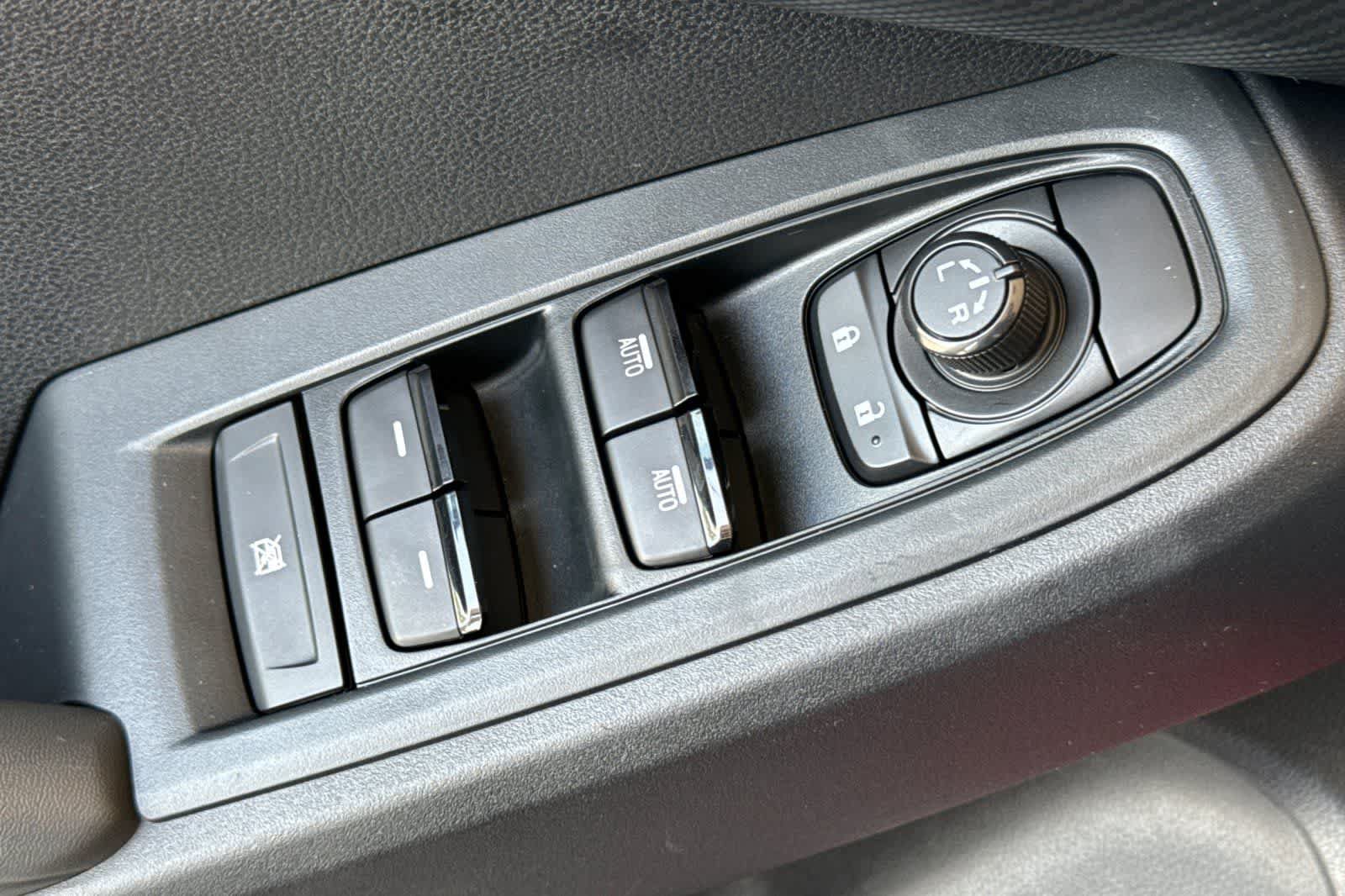 Certified 2025 Subaru Crosstrek 2.0i AWD/4WD image 13