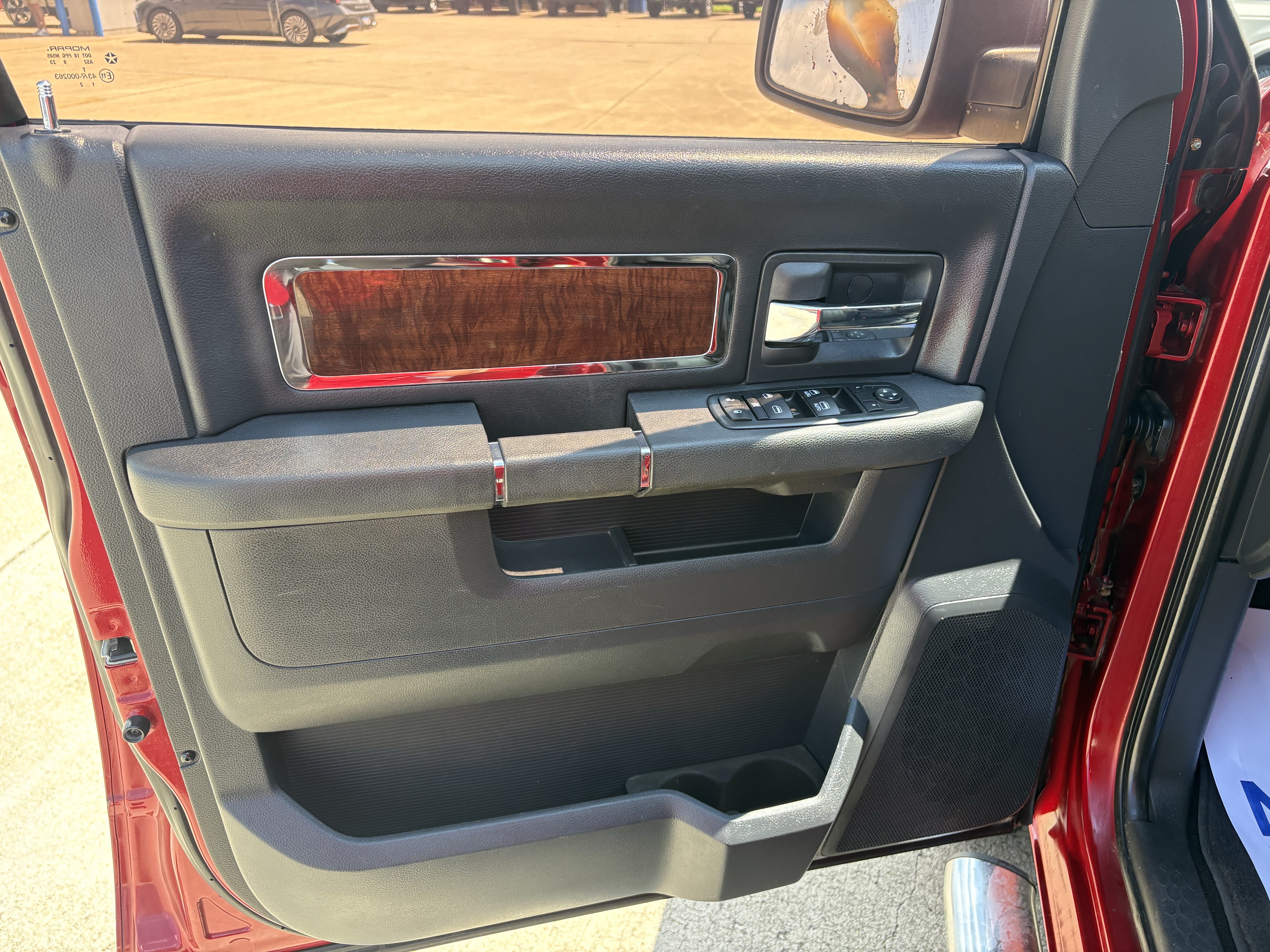 Used 2010 Dodge Ram 1500 Truck Laramie AWD/4WD image 10