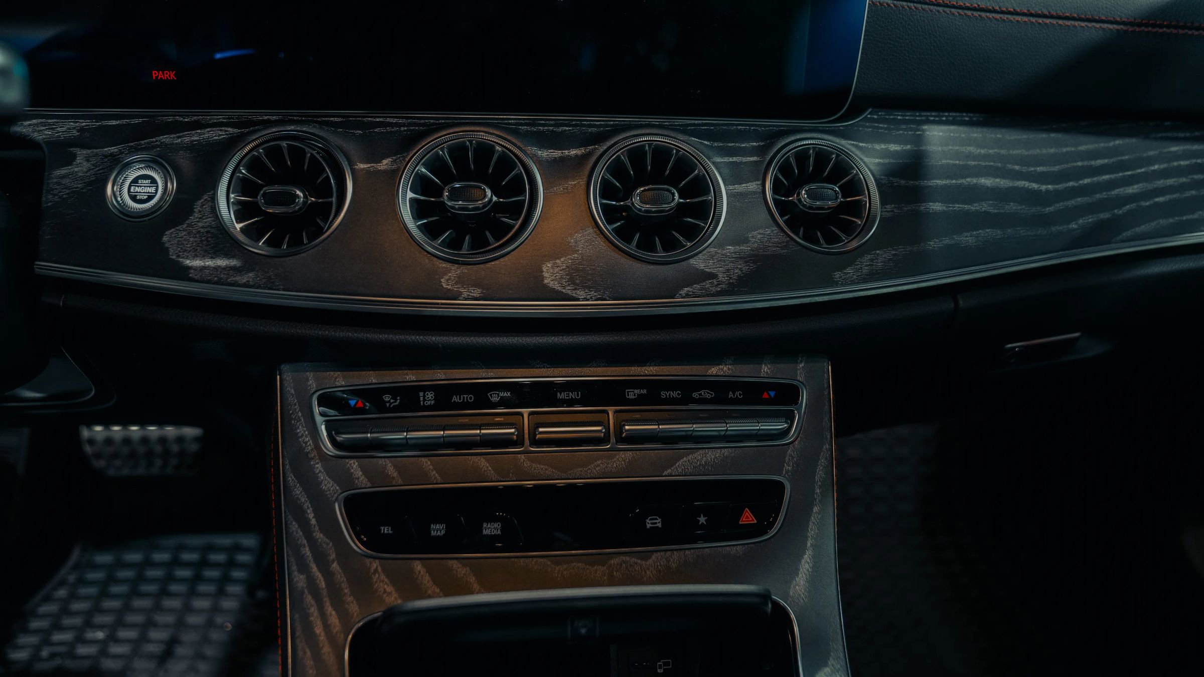 Used 2023 Mercedes-Benz E 53 AMG 4MATIC Cabriolet image 32