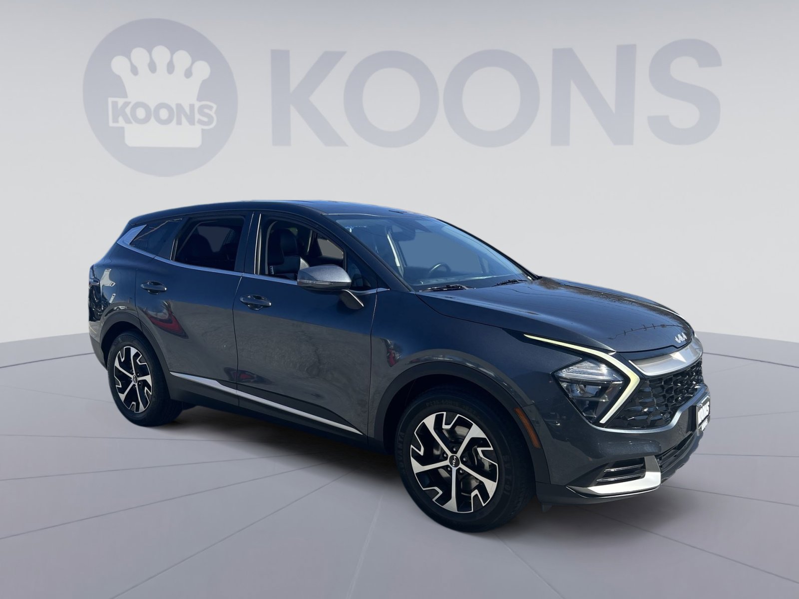 Used 2023 Kia Sportage EX image 10