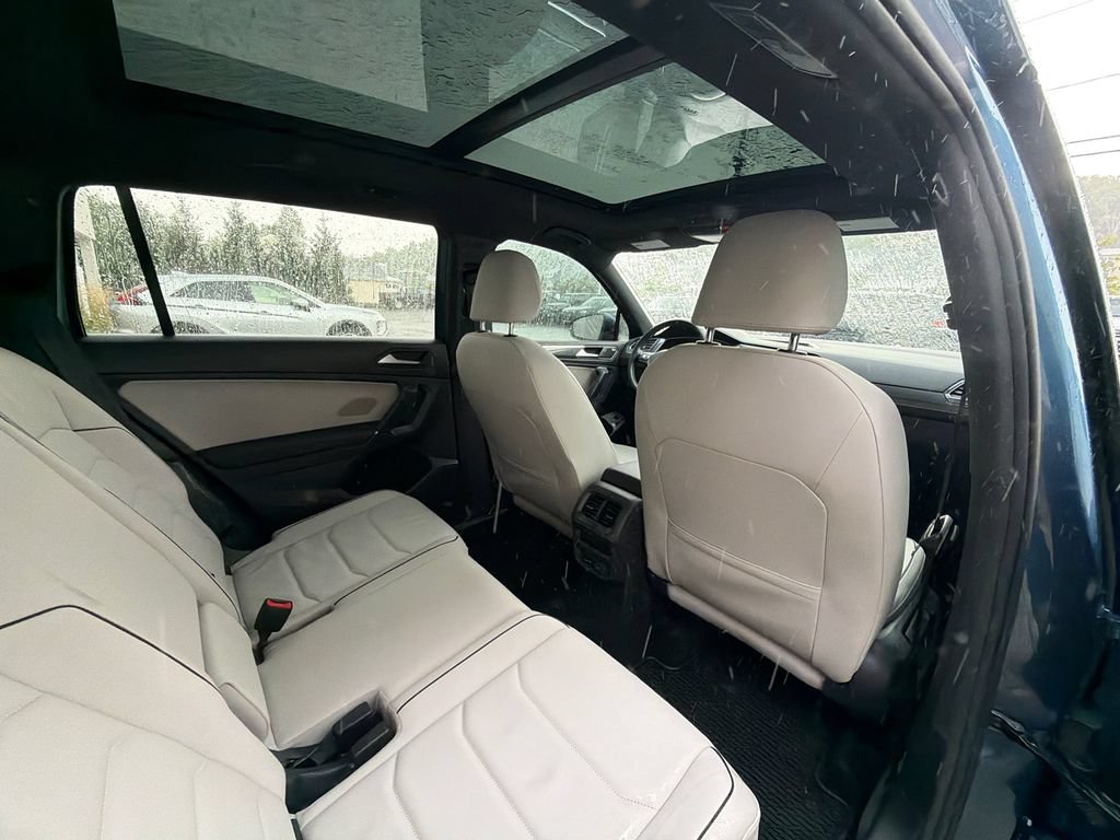 Used 2020 Volkswagen Tiguan SEL Premium R-Line AWD/4WD image 37