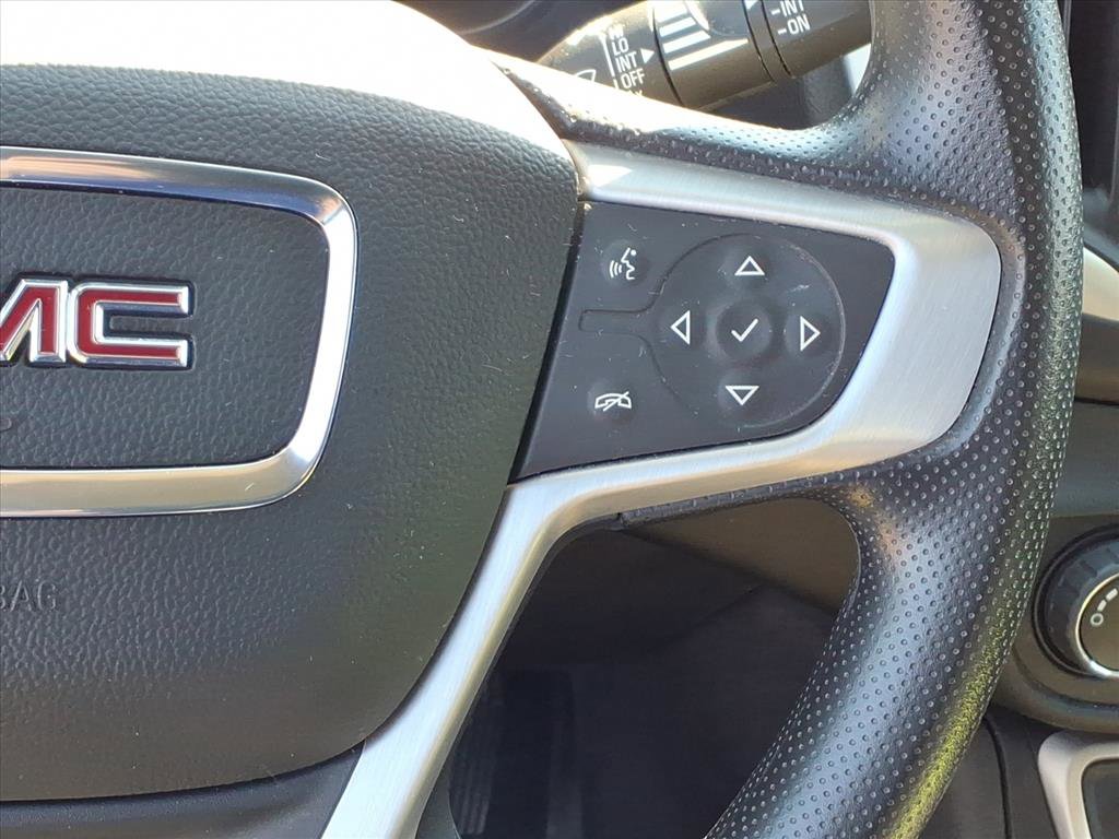 Used 2024 GMC Terrain SLE image 19