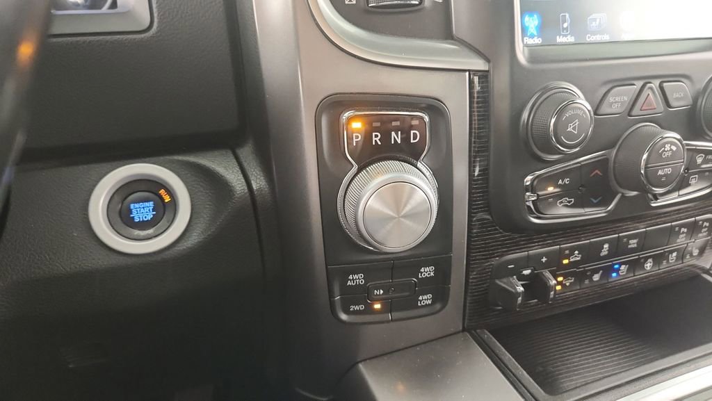 Used 2017 RAM 1500 Limited image 32