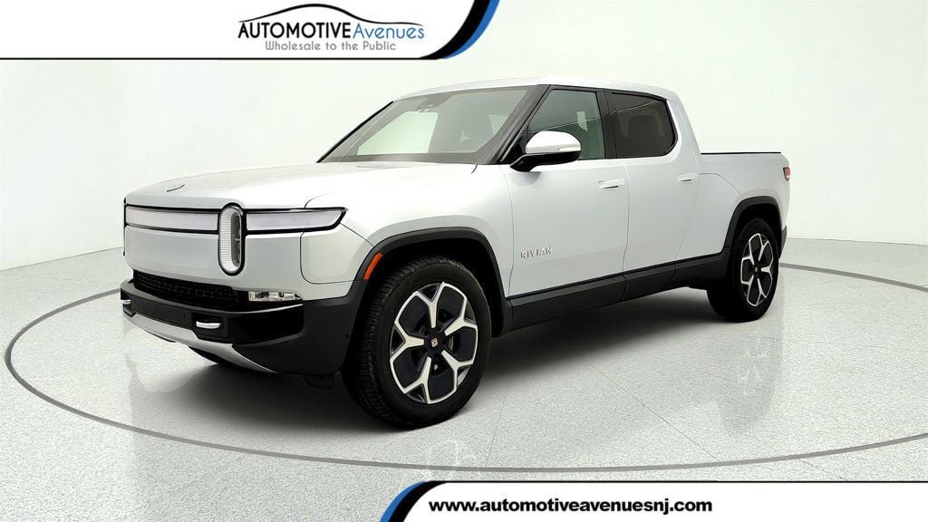 Used 2023 Rivian R1T Adventure AWD/4WD video 1