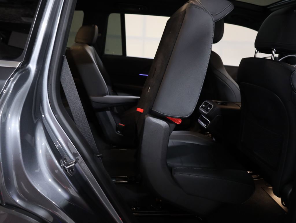 Used 2025 Mercedes-Benz GLS 450 4MATIC image 65