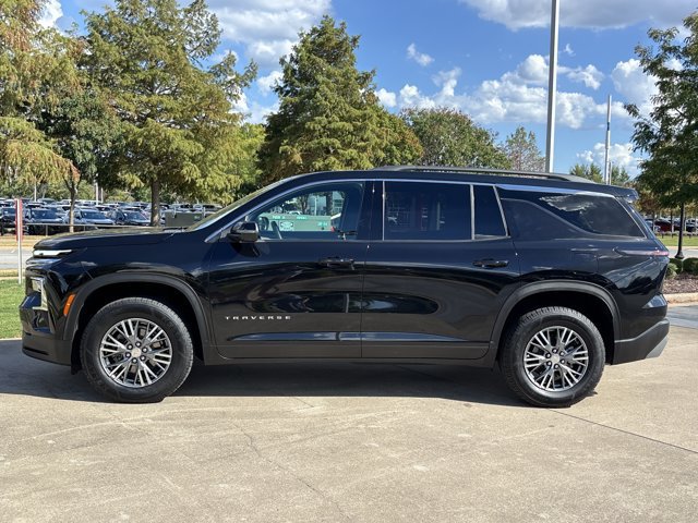 Used 2025 Chevrolet Traverse LT AWD/4WD image 12