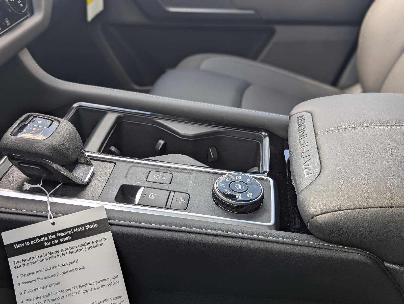 New 2026 Nissan Pathfinder SL AWD/4WD image 34