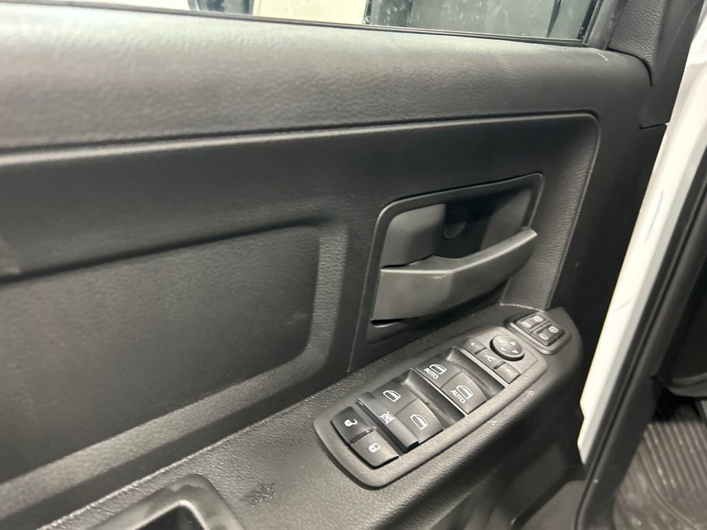 New 2024 RAM 2500 Tradesman w/ Chrome Appearance Group image 12