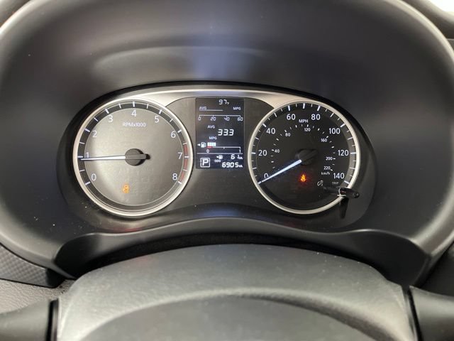 Certified 2025 Nissan Kicks Play S FWD image 24