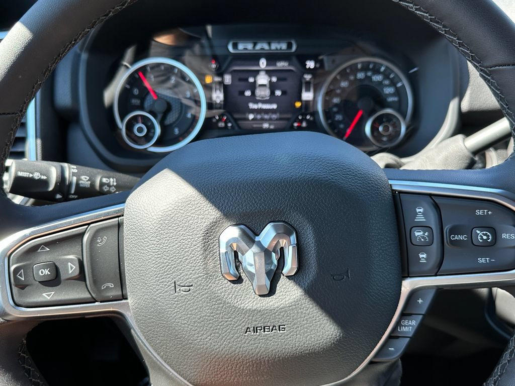 New 2026 RAM 2500 Big Horn AWD/4WD image 18
