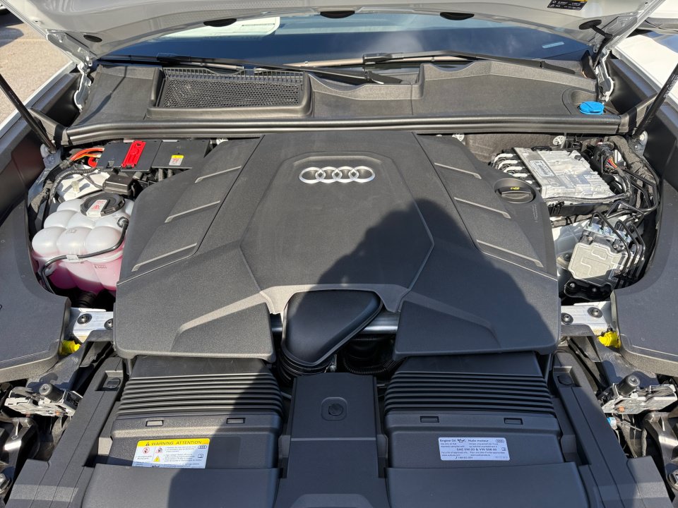 New 2026 Audi Q8 Premium Plus AWD/4WD image 16