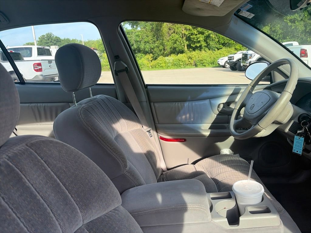 Used 2002 Buick Century Custom w/ Custom Premium Pkg FWD image 14