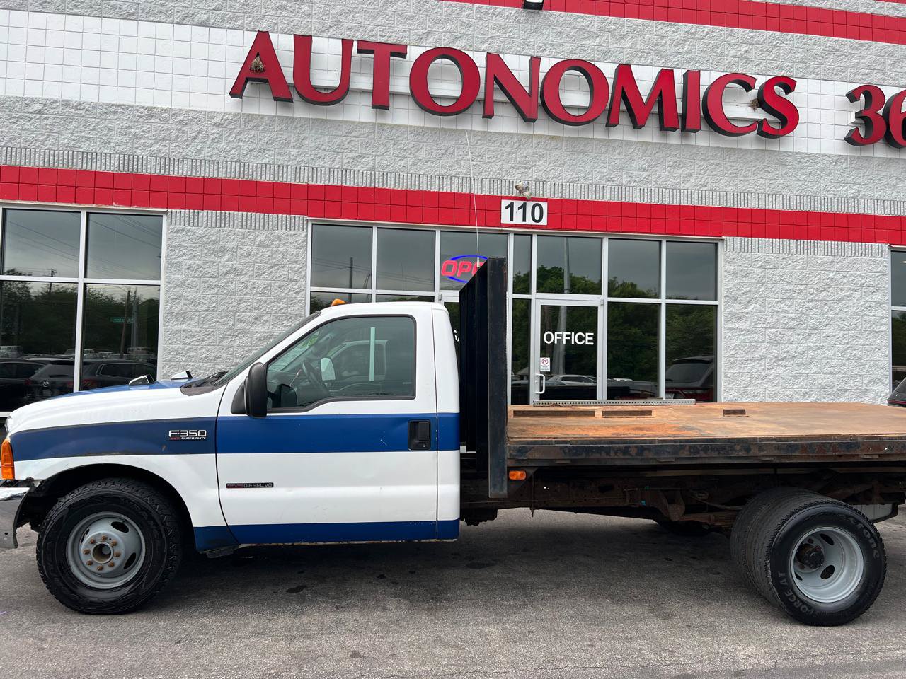 Used 2000 Ford F350 Lariat RWD image 16