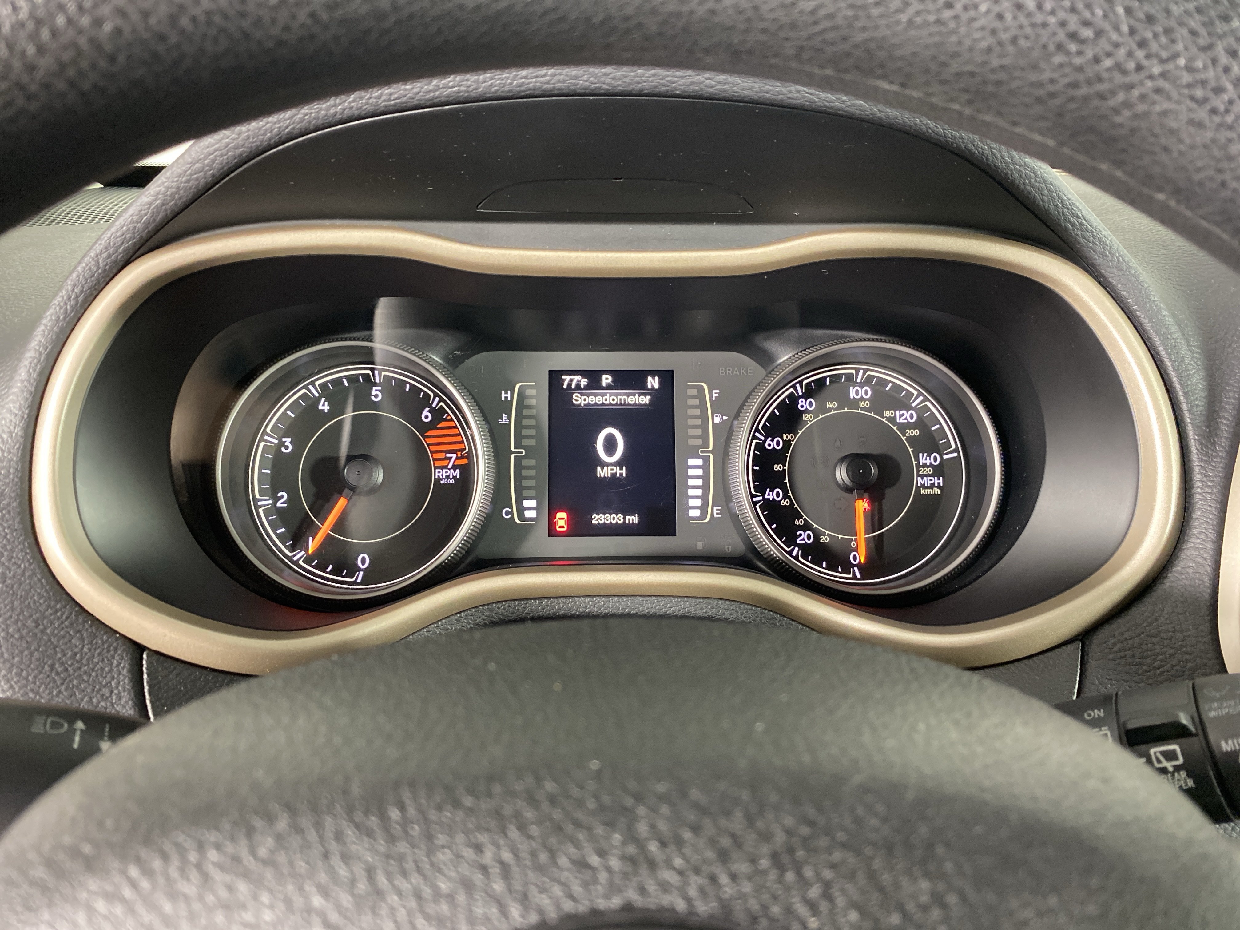 Used 2018 Jeep Cherokee Latitude w/ Safety Group AWD/4WD image 20