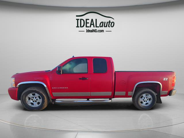 Used 2008 Chevrolet Silverado 1500 LT w/ Power Pack Plus image 2