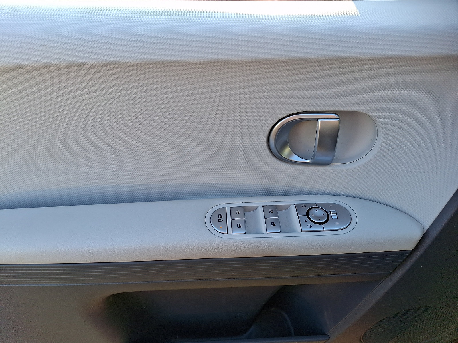 Certified 2024 Hyundai Ioniq 5 SEL AWD/4WD image 13