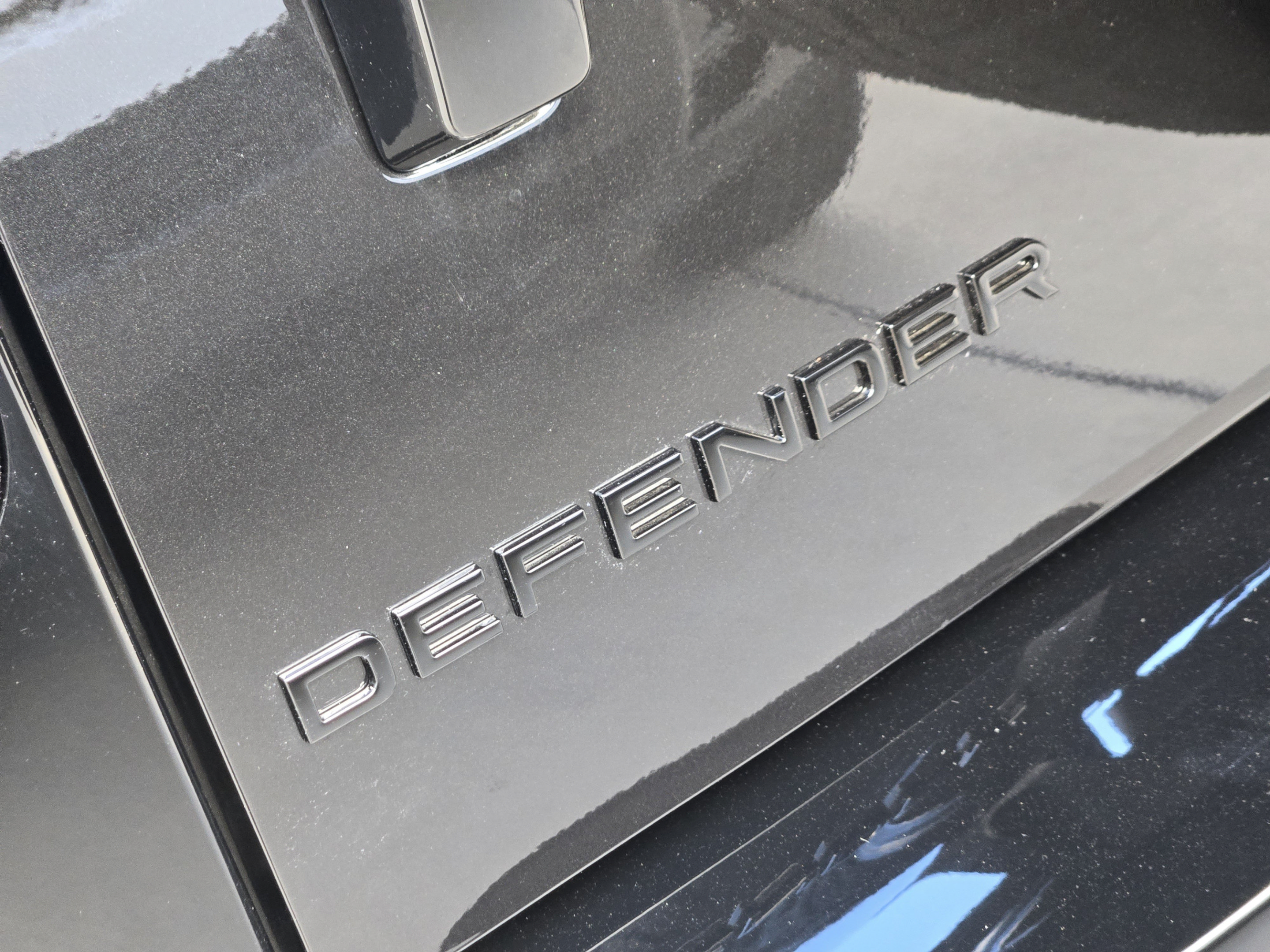 New 2026 Land Rover Defender 110 X-Dynamic SE AWD/4WD image 25