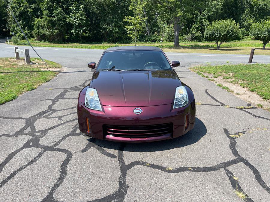 Used 2006 Nissan 350Z Touring image 4