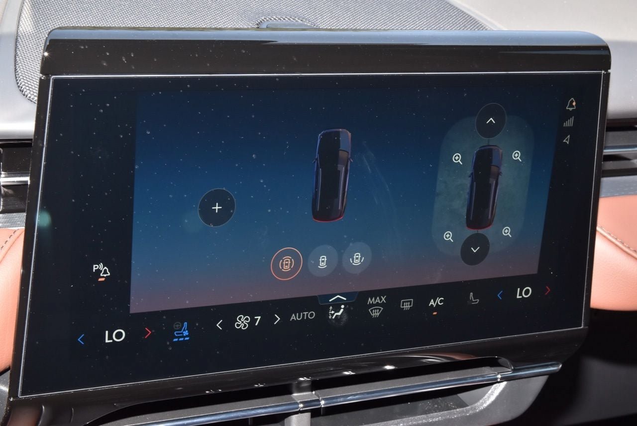 New 2026 Lincoln Nautilus Reserve AWD/4WD image 35