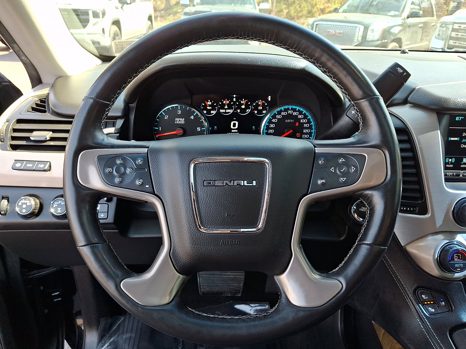 Used 2017 GMC Yukon XL Denali w/ Open Road Package image 22