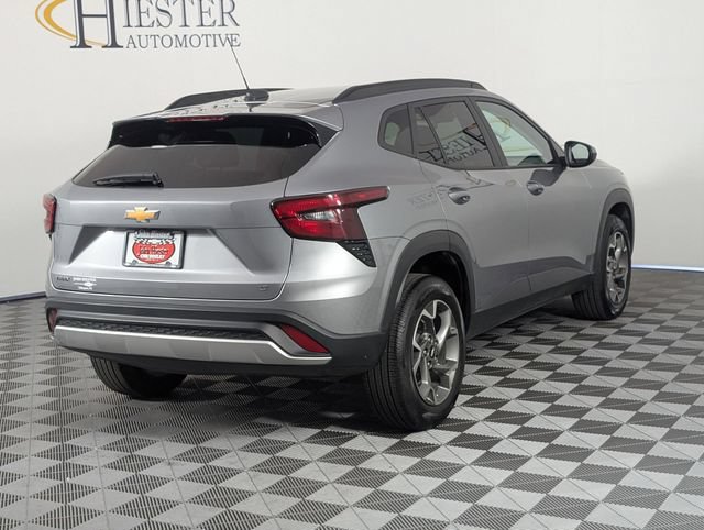 Certified 2025 Chevrolet Trax LT w/ LT Convenience Package FWD image 7