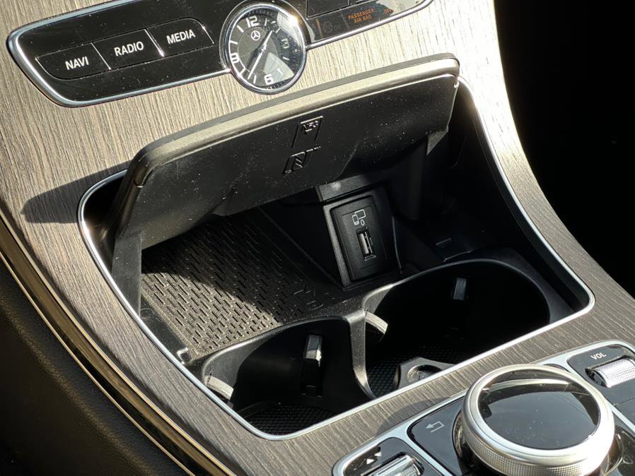 Used 2020 Mercedes-Benz C 300 C 300 4MATIC Sedan image 42
