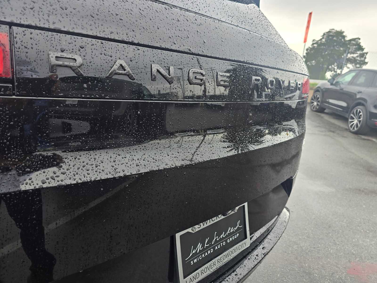 Used 2024 Land Rover Range Rover Sport image 17