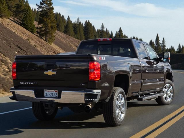 Used 2019 Chevrolet Silverado 2500 LTZ w/ Duramax Plus Package image 7