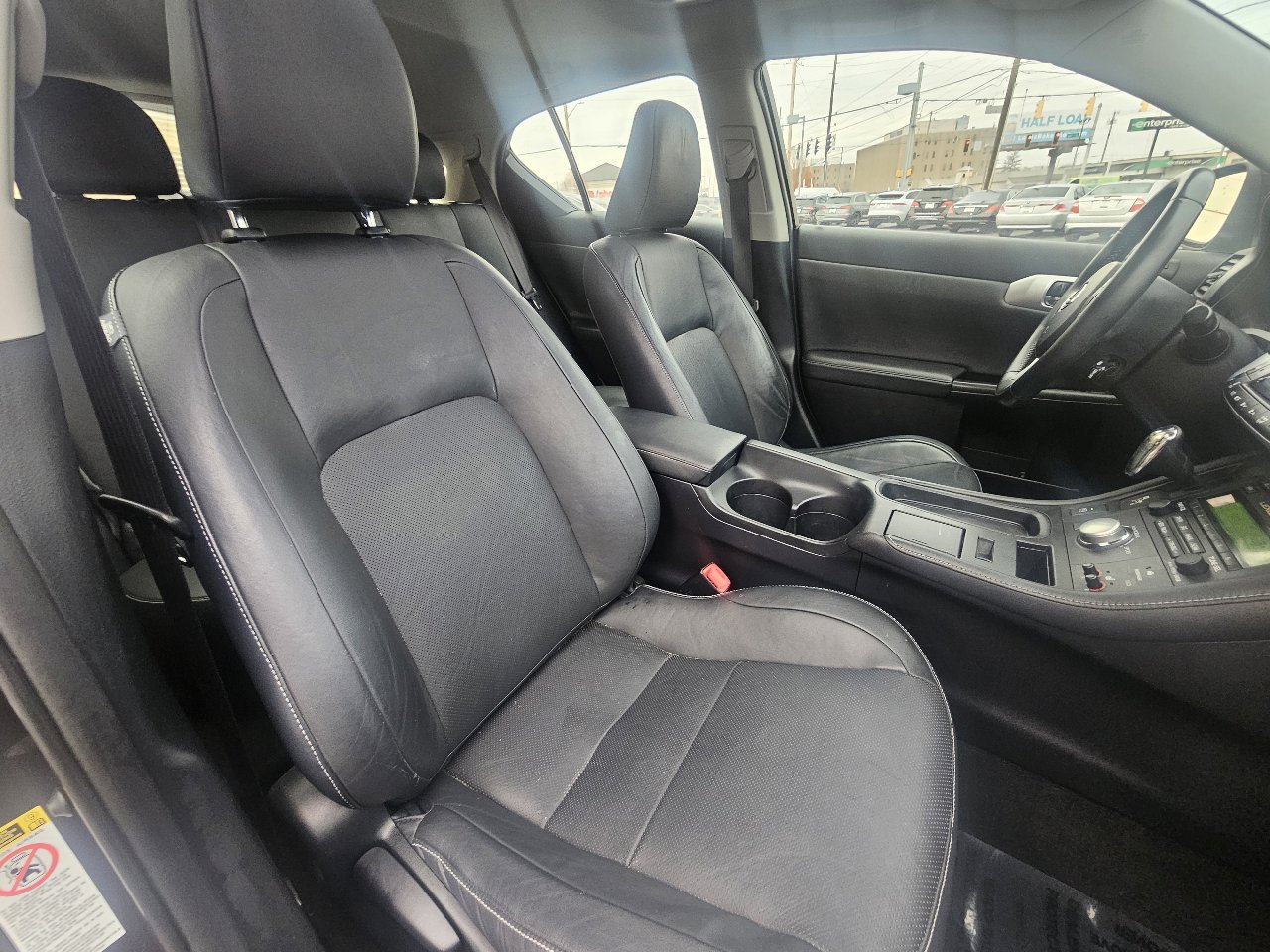 Used 2012 Lexus CT 200h image 40