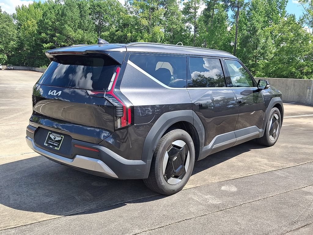 Used 2024 Kia EV9 Wind AWD/4WD image 17