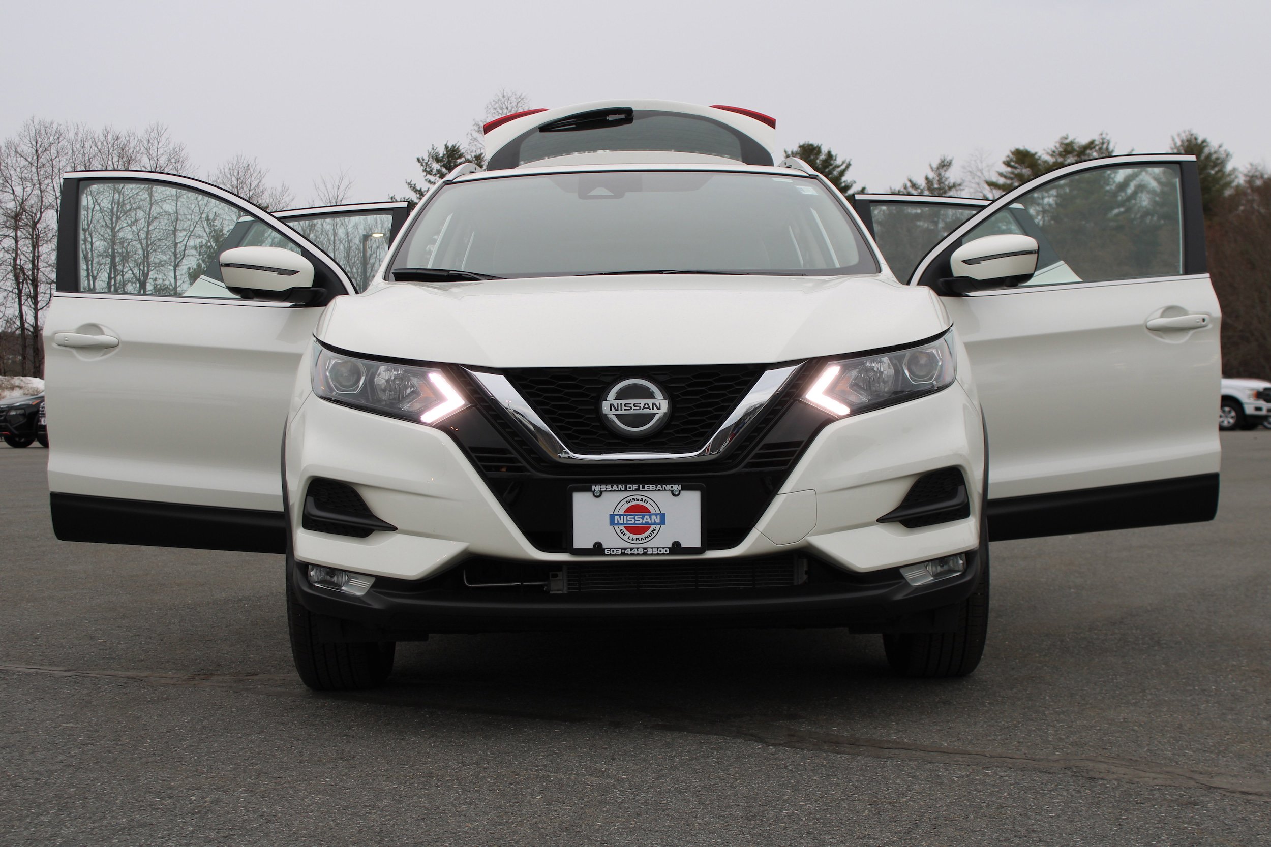 Used 2022 Nissan Rogue Sport SV w/ Technology Package image 6