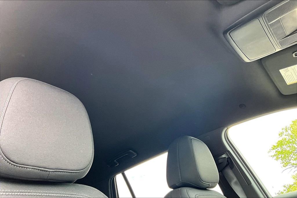 Used 2025 Chevrolet Equinox LT FWD image 20
