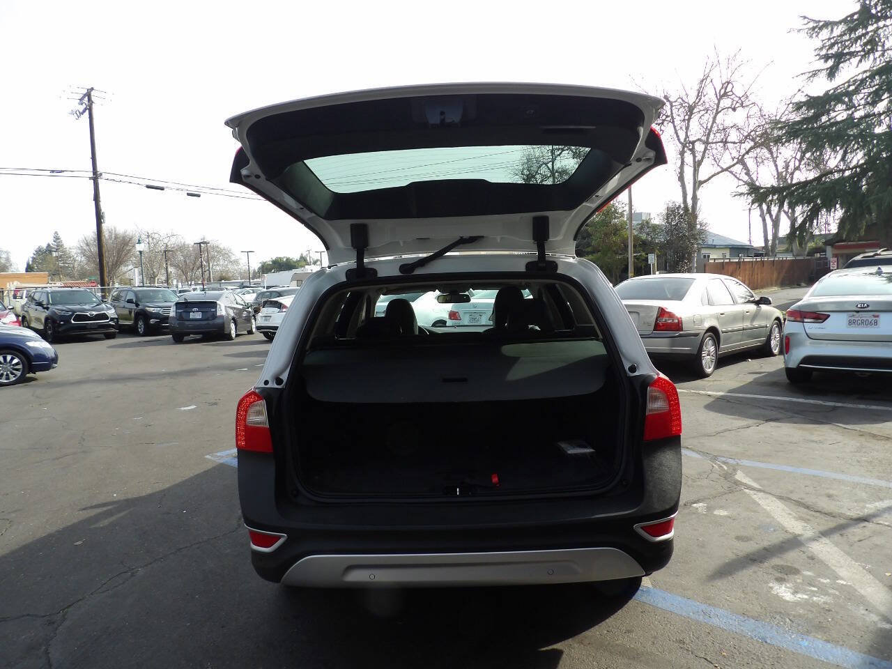Used 2009 Volvo XC70 3.2 AWD/4WD image 11