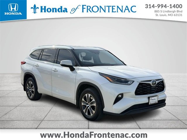 Used 2021 Toyota Highlander XLE video 1