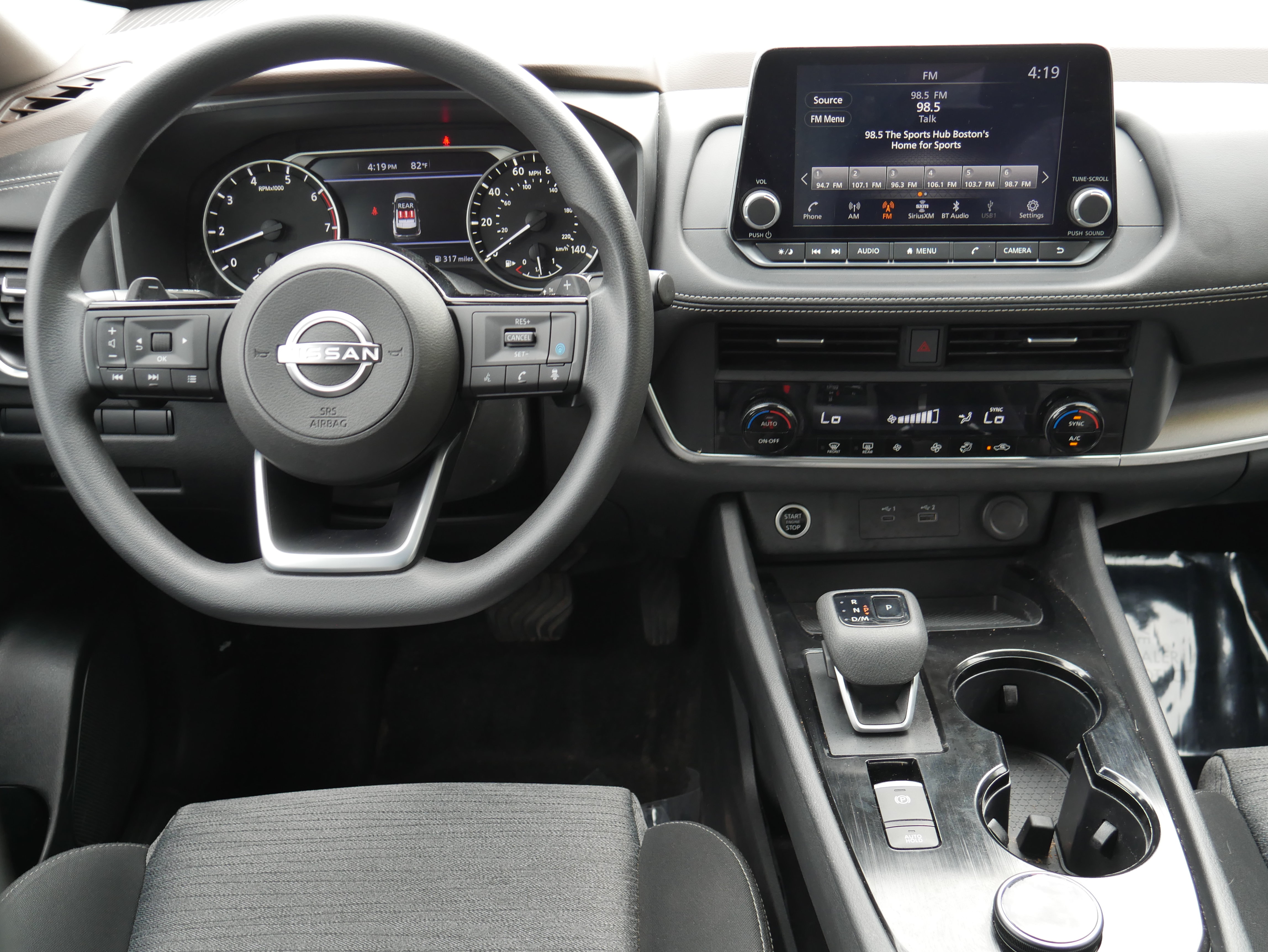 Used 2023 Nissan Rogue SV AWD/4WD image 16