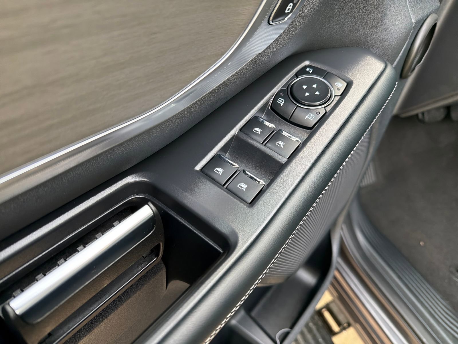 New 2025 Ford Expedition Platinum w/ Driver's Package image 11