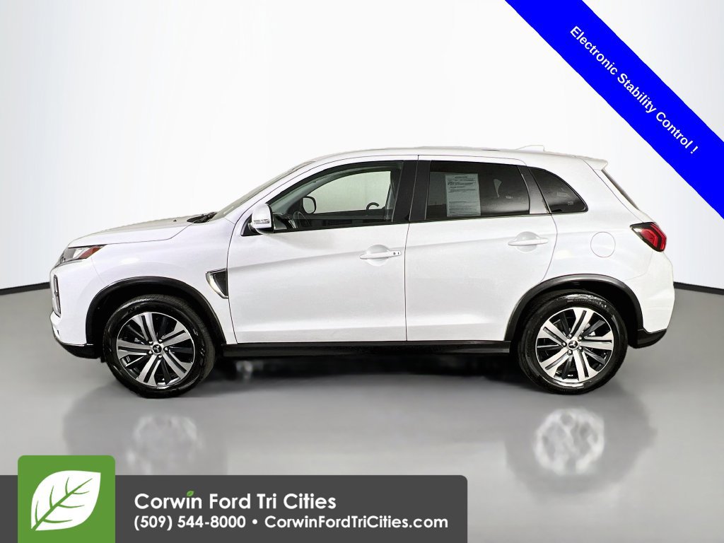 Used 2025 Mitsubishi Outlander Sport SE AWD/4WD image 5