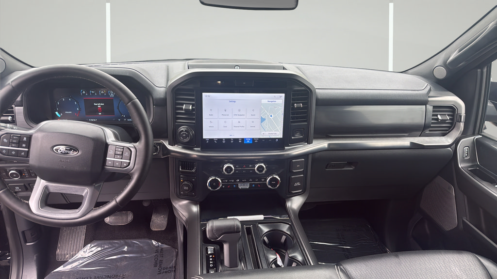 Used 2025 Ford F150 Lariat AWD/4WD image 5