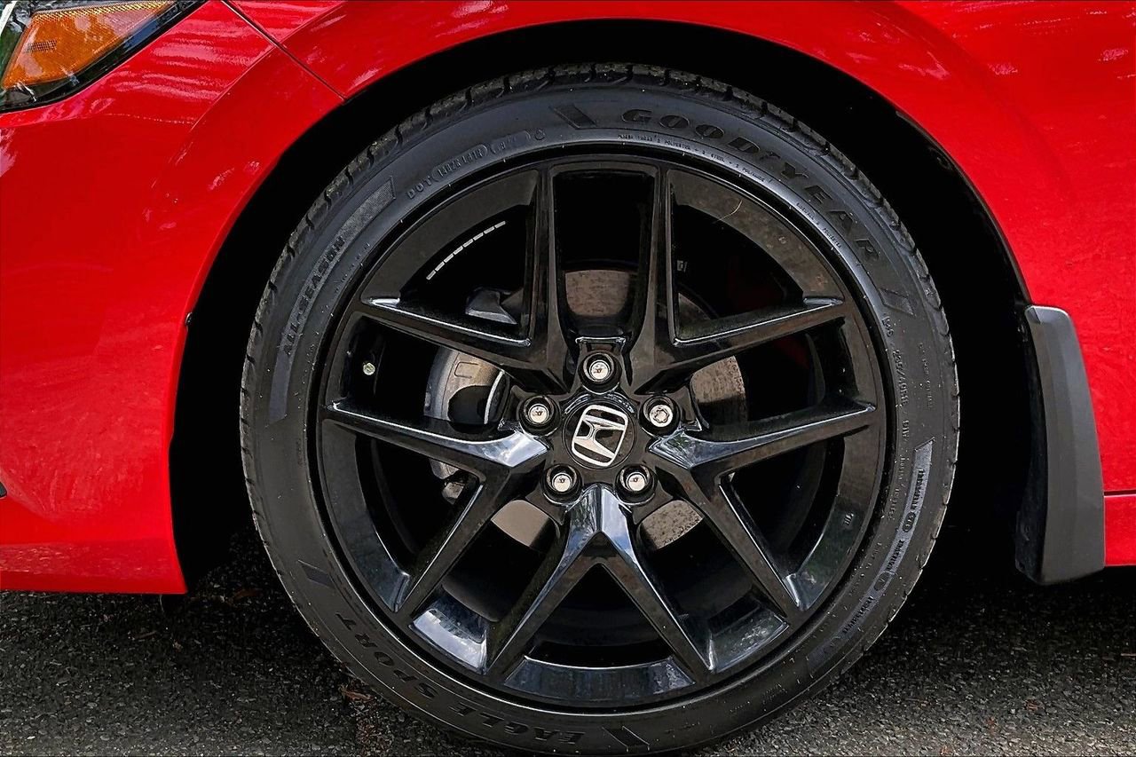 Used 2023 Honda Civic Sport image 35