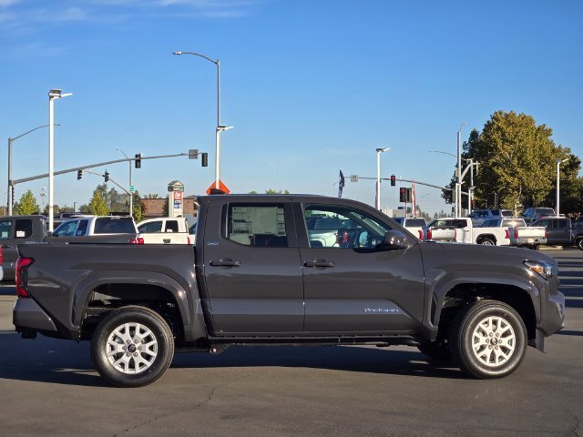 New 2026 Toyota Tacoma SR5 AWD/4WD image 4
