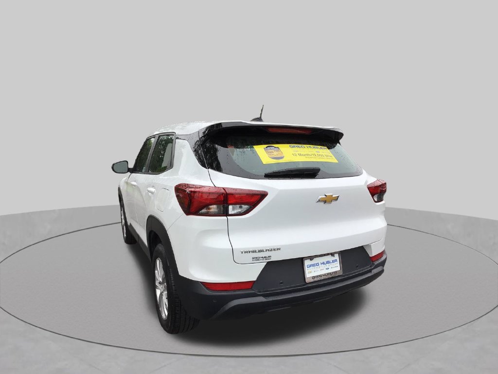 Used 2023 Chevrolet TrailBlazer LS FWD image 9