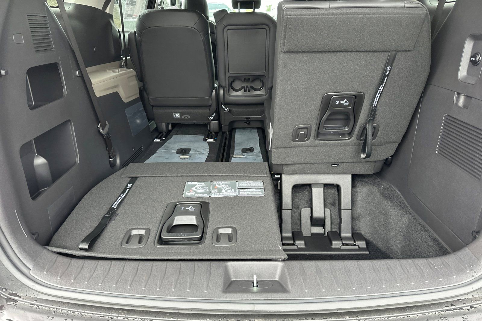 New 2026 Kia Carnival LXS image 15