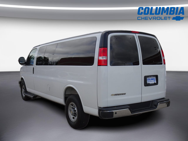 Used 2025 Chevrolet Express 3500 LT w/ LT Preferred Equipment Group RWD image 5
