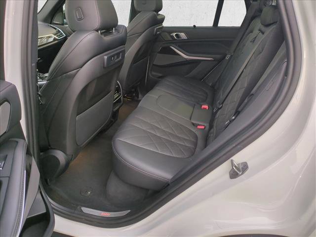 Used 2023 BMW X5 xDrive40i w/ Climate Comfort Package image 21