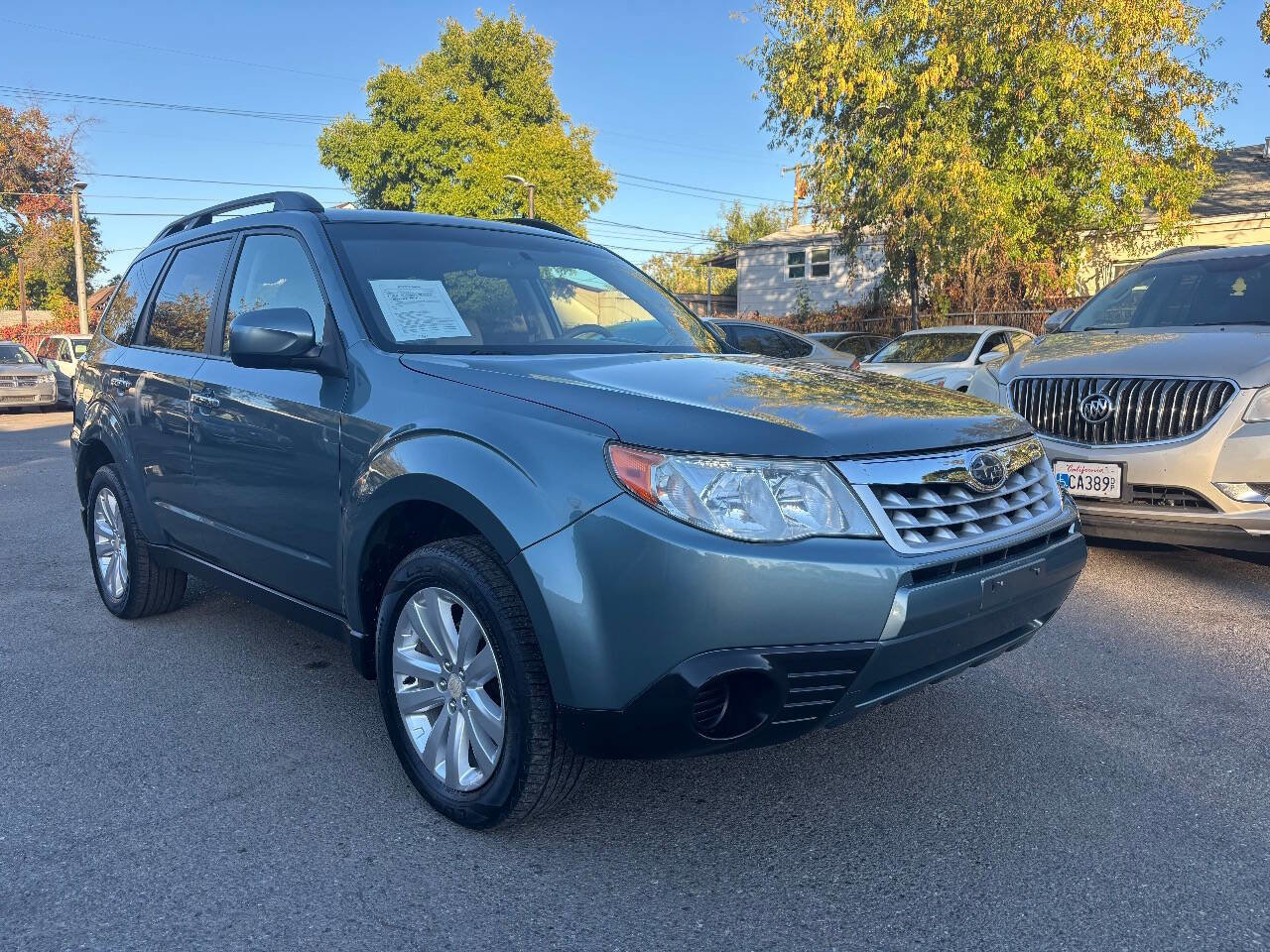 Used 2011 Subaru Forester 2.5X Premium w/ All-Weather Pkg image 2
